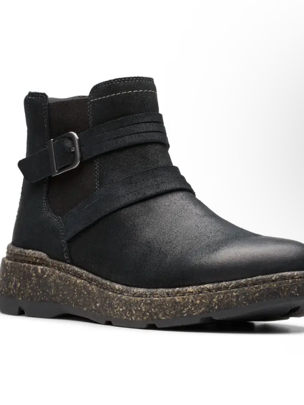 Clarks Women's 9.5M Noralyn Strap Black Boots w. side Zippers. Lug-Sole. Comfy!!